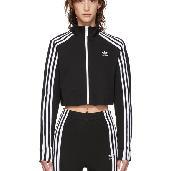 cropped adidas jacke